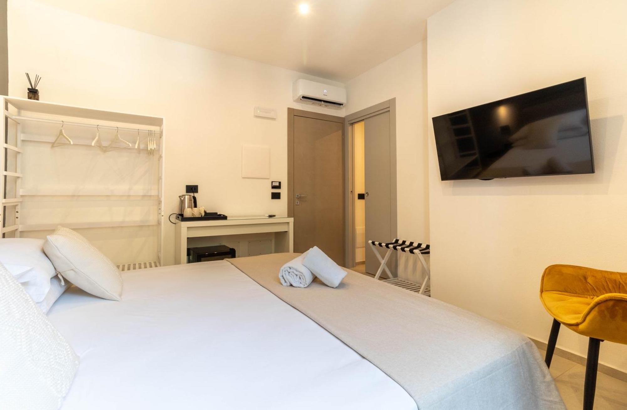 קליארי Sardinian Days - Suites & Rooms מראה חיצוני תמונה